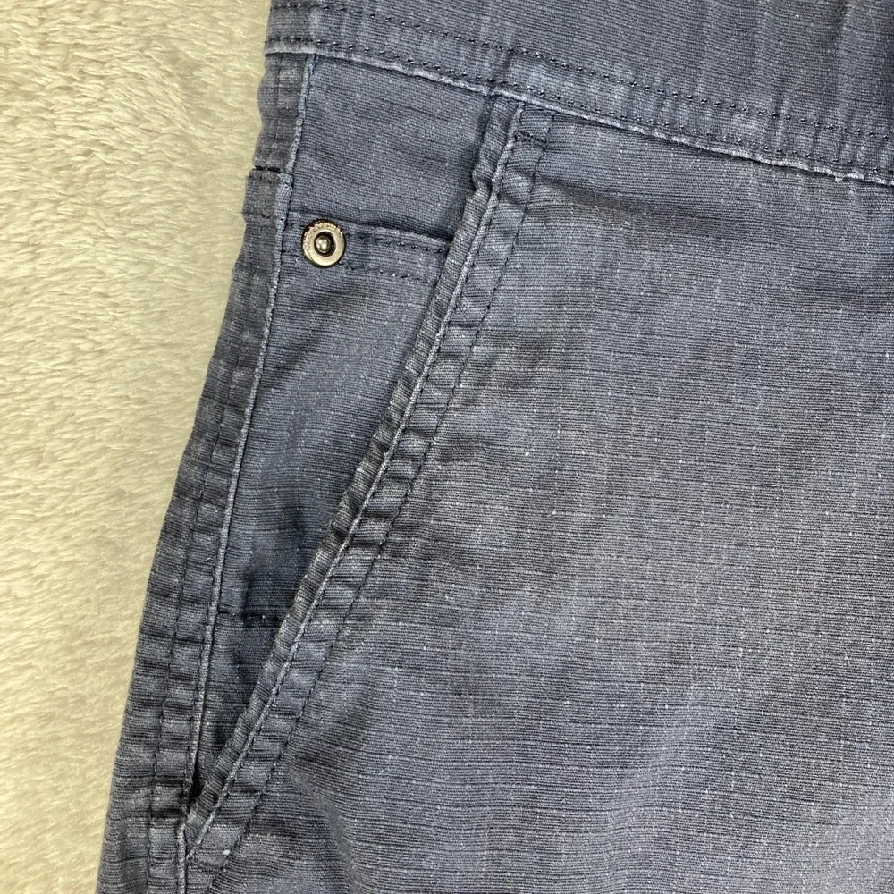 ClearWater Outfitters Mens‎ Shorts 36W Blue Casual Flat Front Chino Comfort